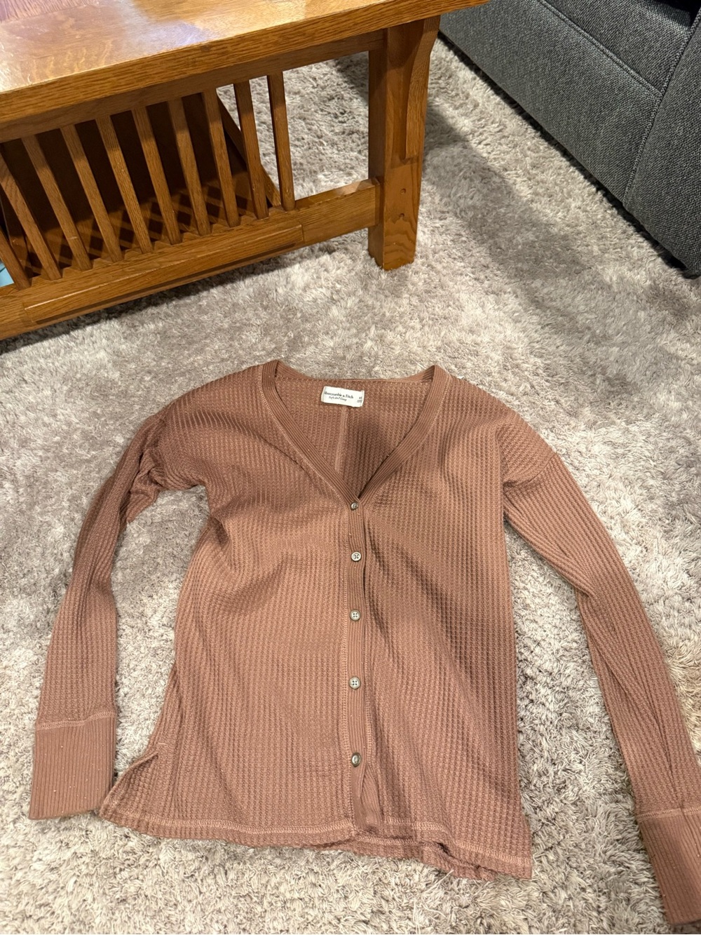 Abercrombie & Fitch Waffle-Knit Button Cardigan - Mauve